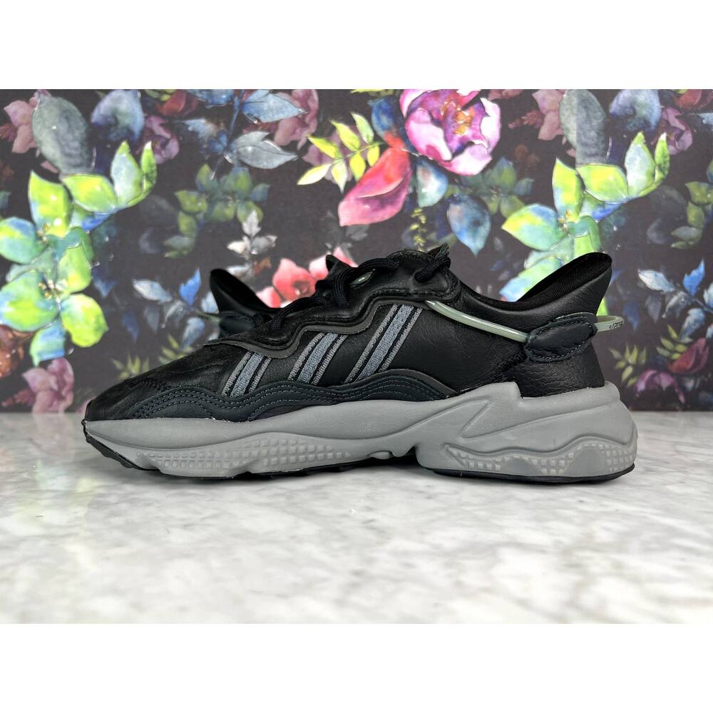 NEW Adidas Originals Ozweego EE7004 - Picture 8 of 11